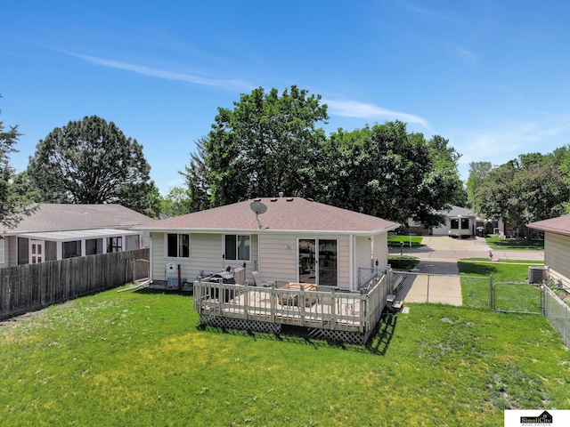 1206 W Ryons St, Lincoln, NE 68522 - back of house with a deck