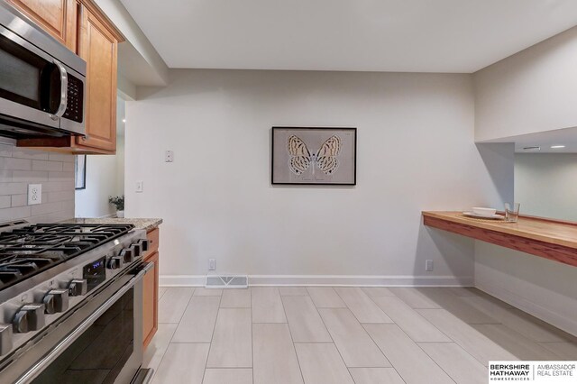 2726 N 129th Cir, Omaha, NE 68164