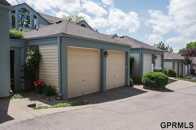 10755 Berry Plz, Omaha, NE 68127 - view of garage