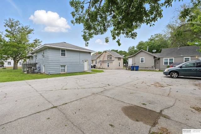 1136-1138 N D St, Fremont, NE 68025 - exterior space featuring a residential view