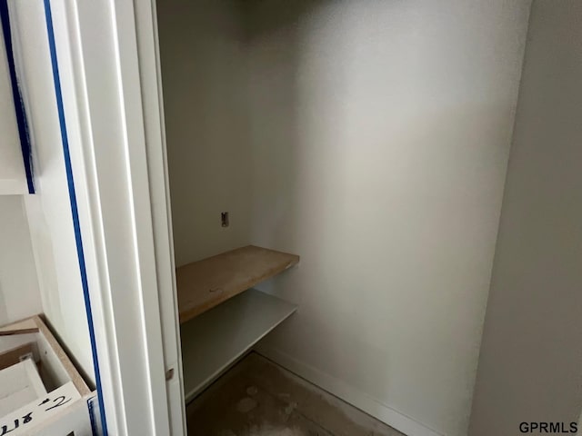 4510 Barksdale Dr, Bellevue, NE 68133 - view of bathroom