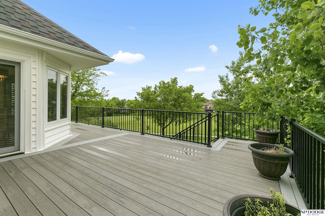 910 W Centennial Rd, Papillion, NE 68046 - view of wooden terrace