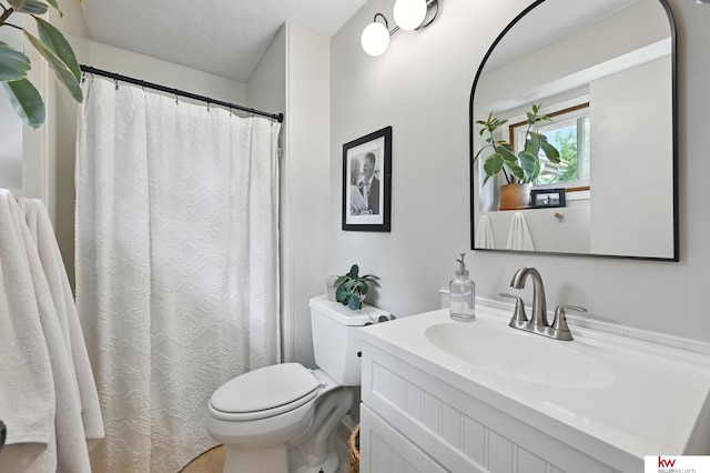 12231 Binney St, Omaha, NE 68164 - full bath featuring toilet and vanity