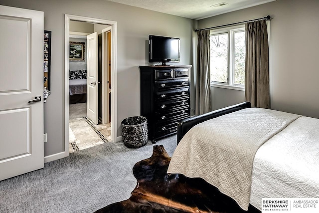3334 S 188th Ave, Omaha, NE 68130 - carpeted bedroom featuring baseboards
