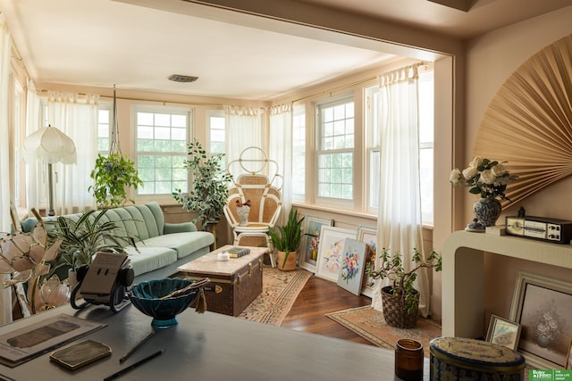 5147 Davenport St, Omaha, NE 68132 - view of sunroom / solarium