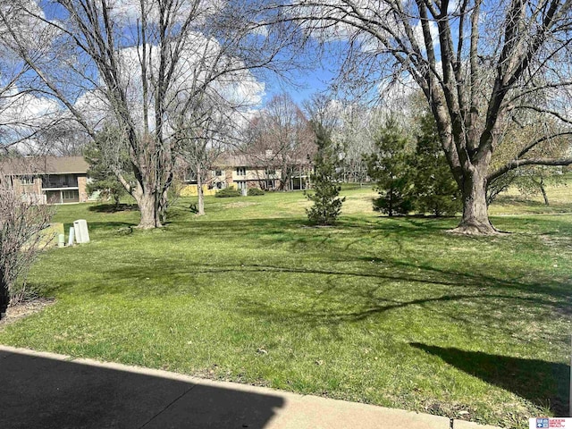 5418 Thies Cove Dr, Lincoln, NE 68516 - view of grassy yard