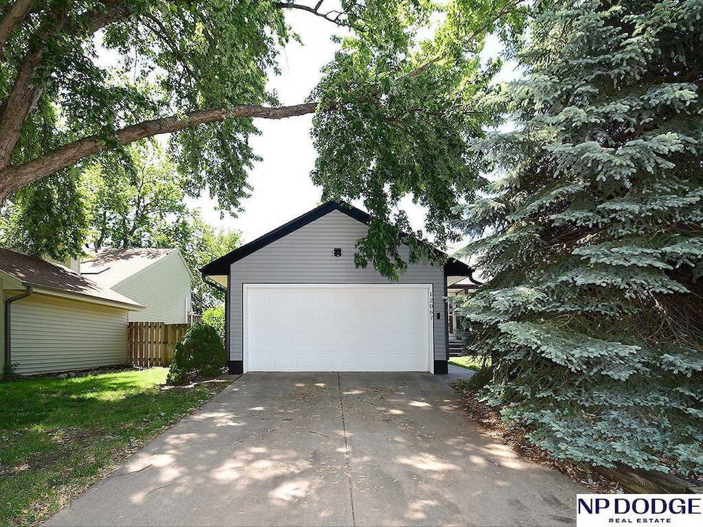 12067 Patrick Ave, Omaha, NE 68164 - view of detached garage