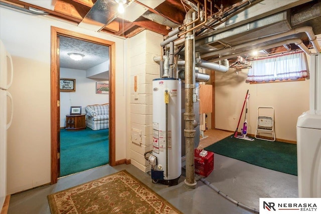 4542 Charles St, Omaha, NE 68132 - basement with water heater and washer / clothes dryer