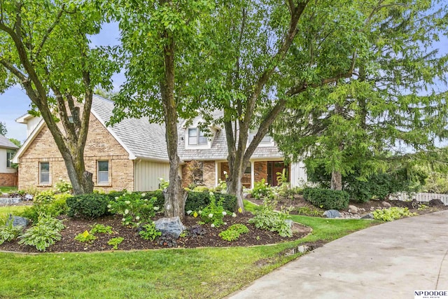 9826 Harney Pkwy N, Omaha, NE 68114 - view of front of home with brick siding