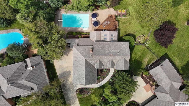 9826 Harney Pkwy N, Omaha, NE 68114 - bird's eye view of a pool
