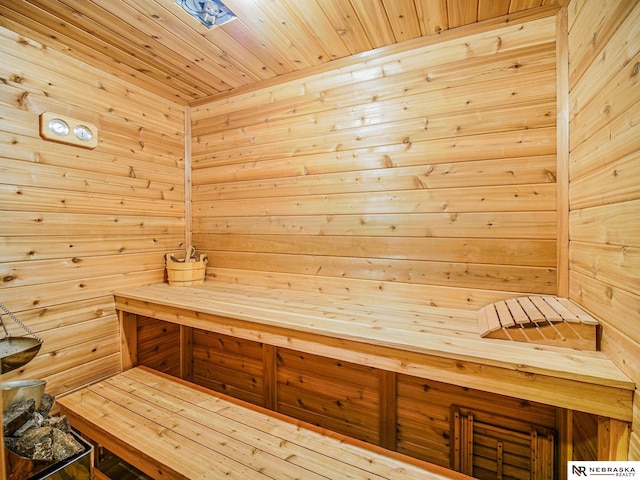 9656 White Pine Rd, Lincoln, NE 68505 - relaxing sauna featuring wood walls
