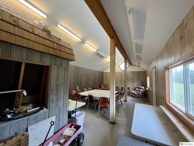606 E 7th St, Valentine, NE 69201 - interior space featuring concrete floors