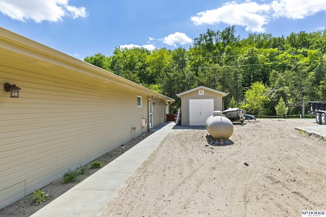 S-1196 N Lake Shore Dr, Fremont, NE 68025 - view of yard
