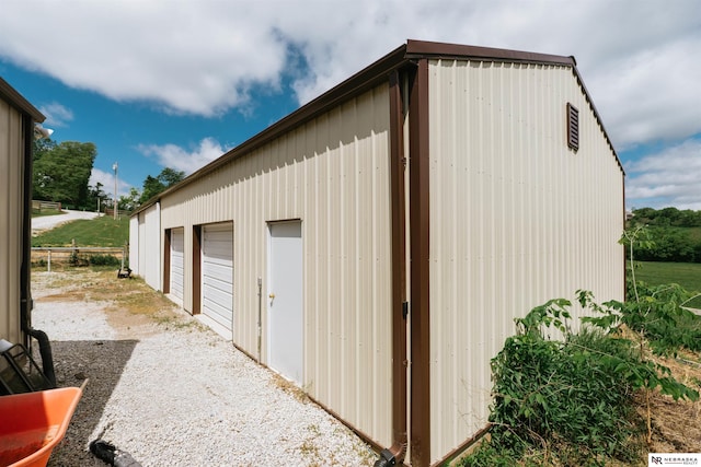 10955 N 58th Plz, Omaha, NE 68152 - view of detached garage