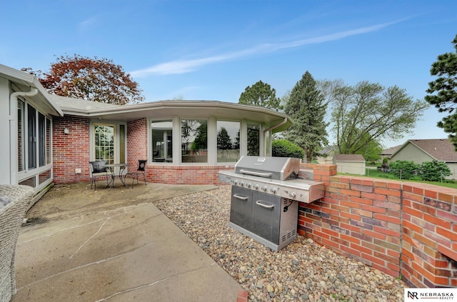6844 Laurent Cir, Lincoln, NE 68526 - view of patio