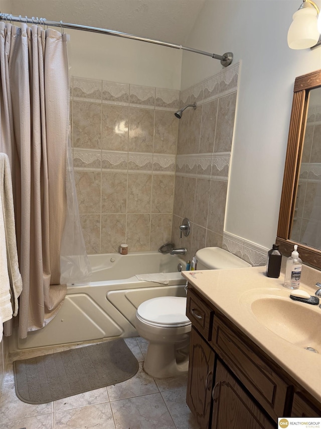 826 Hidden Hills Dr, Bellevue, NE 68005 - bathroom featuring toilet, shower / tub combo, and vanity