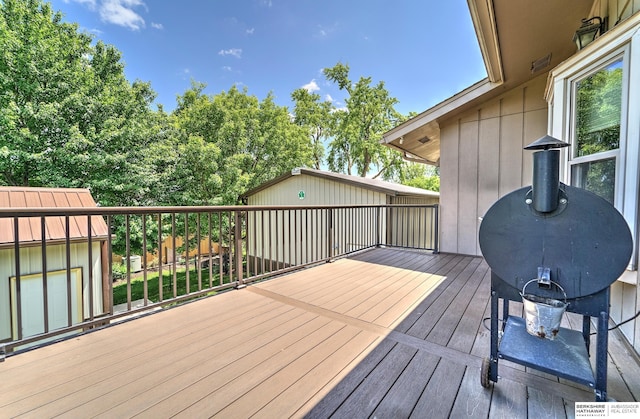 1915 S 131st Ave, Omaha, NE 68144 - view of wooden terrace