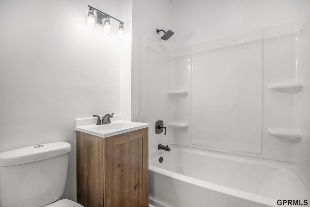 4315 N 39th St, Omaha, NE 68111 - full bath with washtub / shower combination, toilet, and vanity