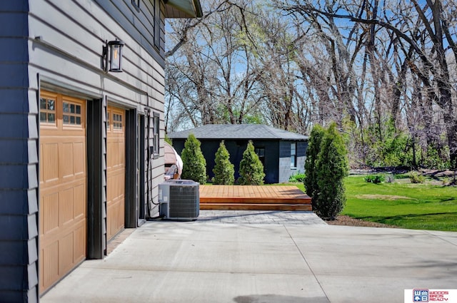 209 N Maloney Dr, North Platte, NE 69101 - view of patio featuring central AC