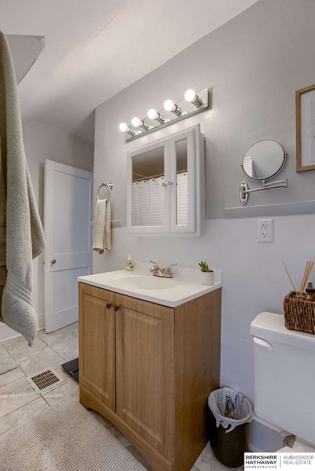 4332 Vinton St, Omaha, NE 68105 - bathroom with vanity and toilet