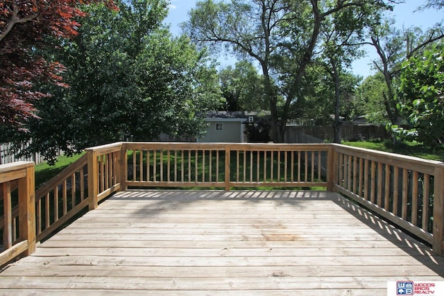 1912 SW 25th St, Lincoln, NE 68522 - view of wooden terrace