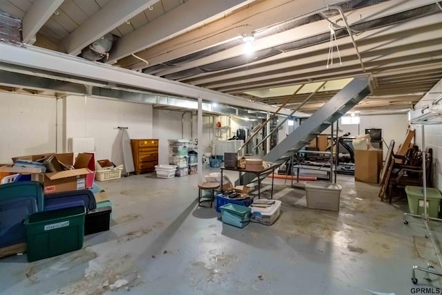 2206 N 56th St, Omaha, NE 68104 - view of below grade area