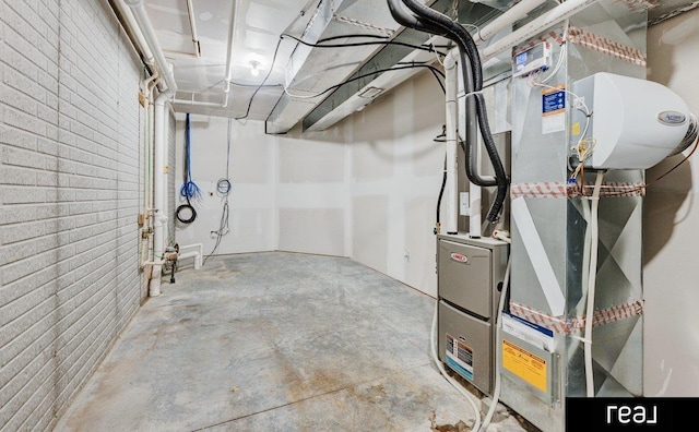 12003 S 109th St, Papillion, NE 68046 - utility room featuring heating unit