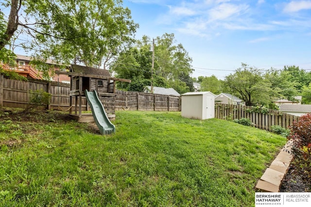 2035 N 50th St, Omaha, NE 68104 - view of yard featuring a playground