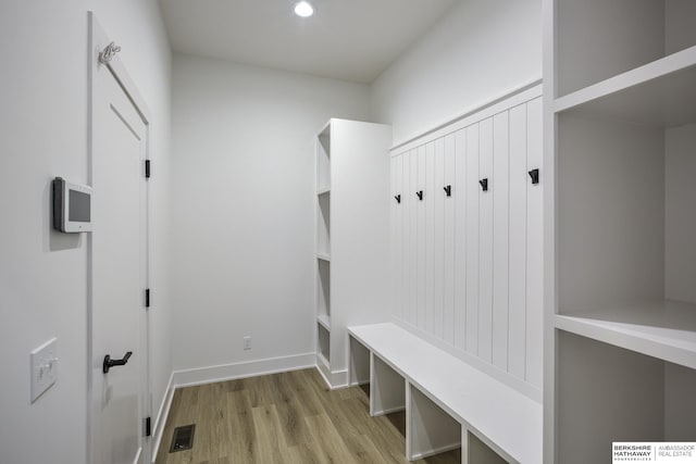 5717 S 200th Cir, Omaha, NE 68135 - mudroom featuring light wood-type flooring, baseboards, and recessed lighting