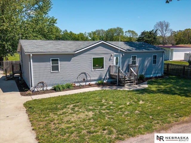 210 4th St, Ithaca, NE 68033 - ranch-style house with roof with shingles