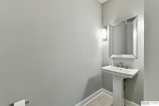 20956 Pine Cir, Elkhorn, NE 68022 - bathroom featuring baseboards