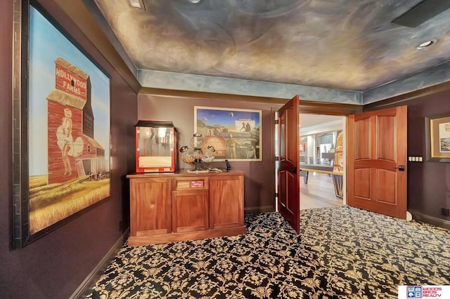 6602 Pheasant Run Pl, Lincoln, NE 68516 - corridor featuring baseboards