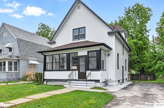 2909 N 26th St, Omaha, NE 68111 - view of front of property with entry steps and a shingled roof