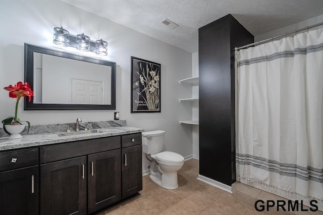 15931 Yates St, Omaha, NE 68116 - full bathroom with vanity, toilet, a shower with curtain, a textured ceiling, and baseboards