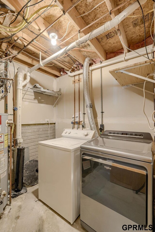 15614 Redwood St, Omaha, NE 68136 - washroom with separate washer and dryer and water heater