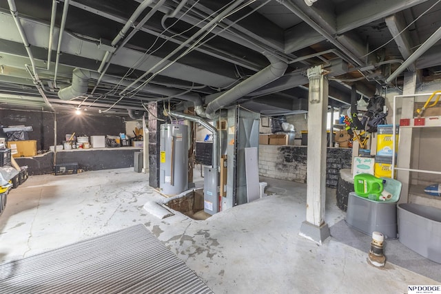 3359 N 41st St, Omaha, NE 68111 - unfinished basement with water heater and heating unit