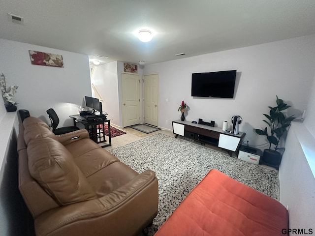 7014 N 89th St, Omaha, NE 68122 - view of carpeted living room