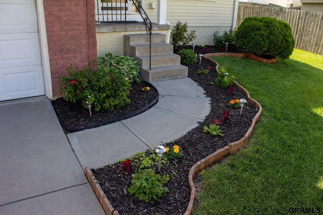 7014 N 89th St, Omaha, NE 68122 - view of yard