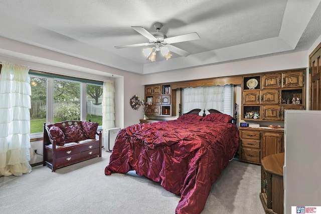 7432 Grand Oaks Dr, Lincoln, NE 68516 - bedroom featuring light colored carpet and a ceiling fan