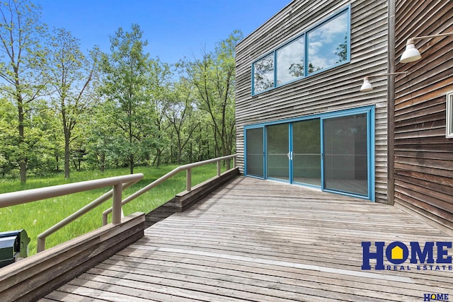 4144 S 88th St, Lincoln, NE 68520 - view of wooden deck