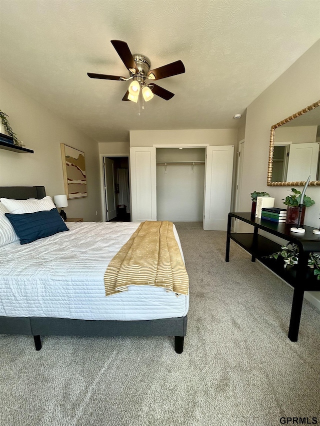 533 W Corsac Rd, Lincoln, NE 68523 - carpeted bedroom with a closet and a ceiling fan