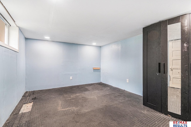 240 E 15th St, Fremont, NE 68025 - unfurnished room with carpet floors and recessed lighting