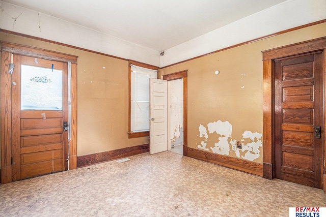 240 E 15th St, Fremont, NE 68025 - spare room with baseboards