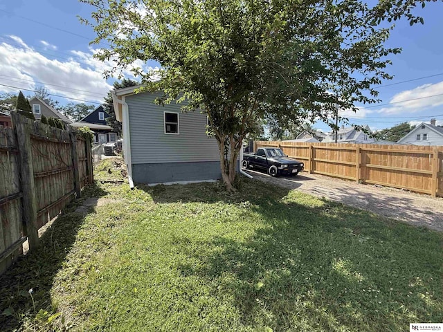 1322 S 21st St, Omaha, NE 68108 - view of yard