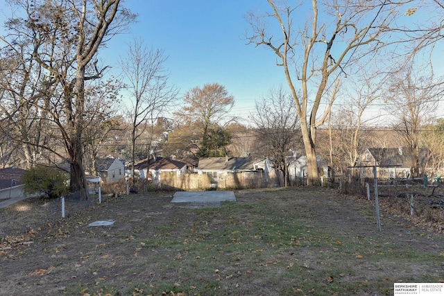 3948 N 54th St, Omaha, NE 68104 - view of yard featuring a residential view