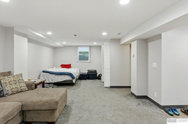121 N 38th Ave, Omaha, NE 68131 - bedroom with recessed lighting and light carpet
