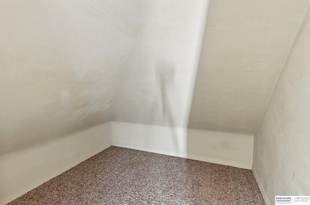 121 N 38th Ave, Omaha, NE 68131 - detailed view