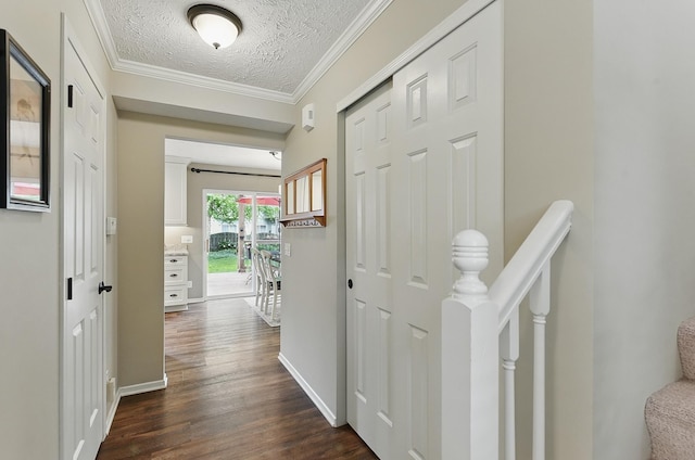 5818 S 159th St, Omaha, NE 68135 - hall featuring dark wood-style floors, a textured ceiling, baseboards, and ornamental molding