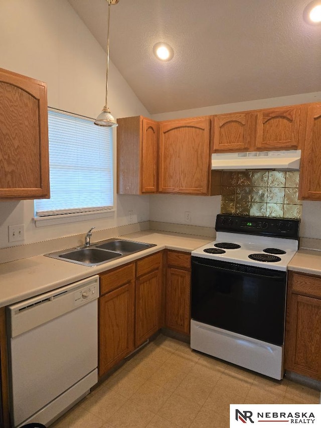 4555 Meredith Ave, Omaha, NE 68104 - kitchen with white appliances, under cabinet range hood, lofted ceiling, a sink, and tasteful backsplash