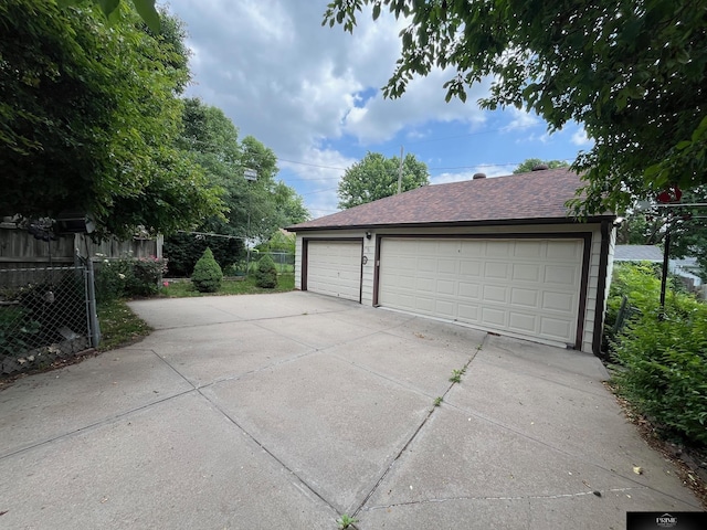 2031 N 49th St, Omaha, NE 68104 - view of detached garage